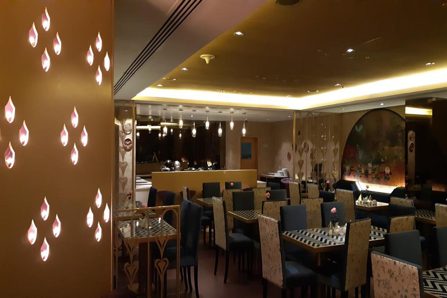 Hotel Luxe Manor Near Delhi Airport New Delhi Exterior photo